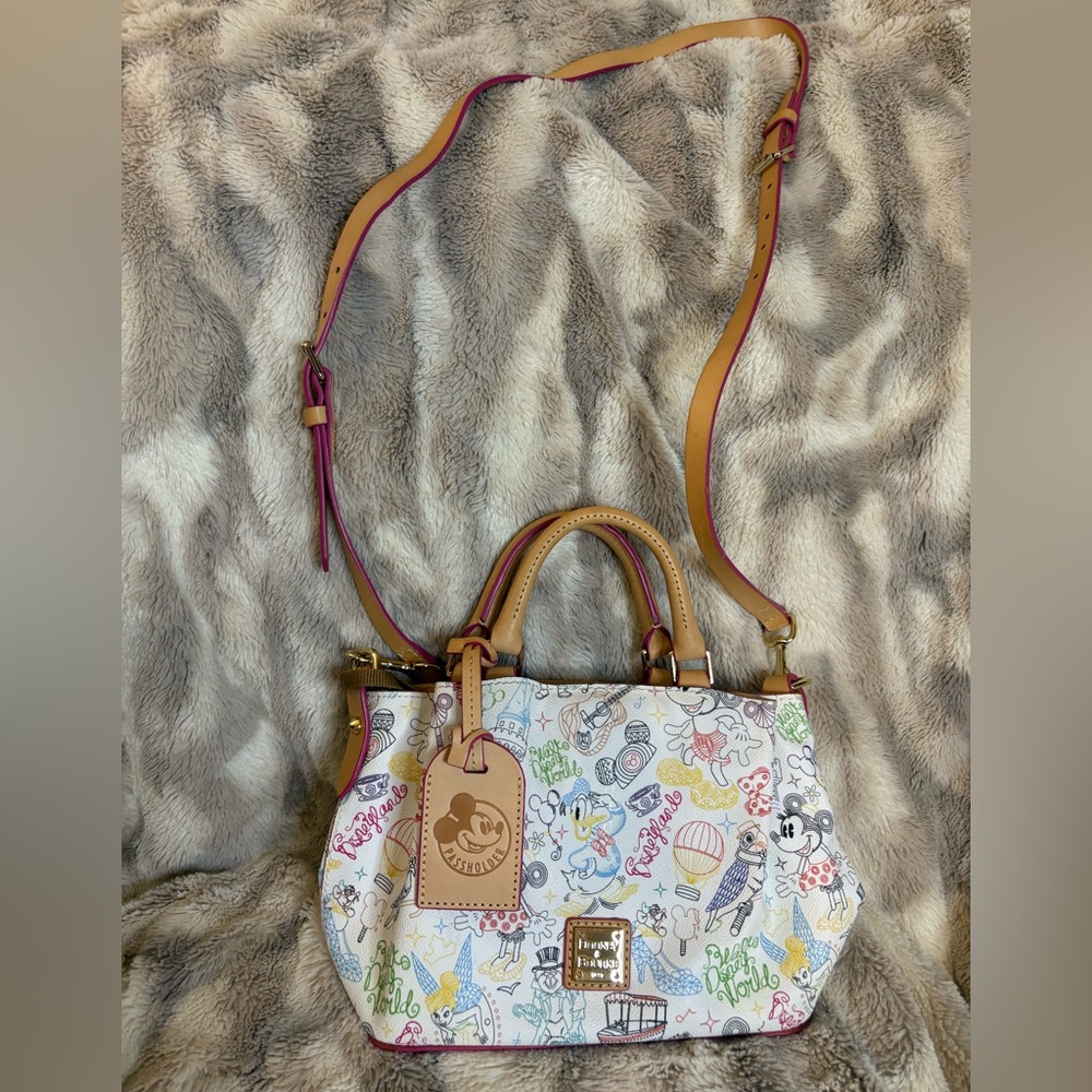 Disney Dooney & Bourke Passport Holder Exclusive- Mini Satchel- Rare Find - Picture 2 of 16